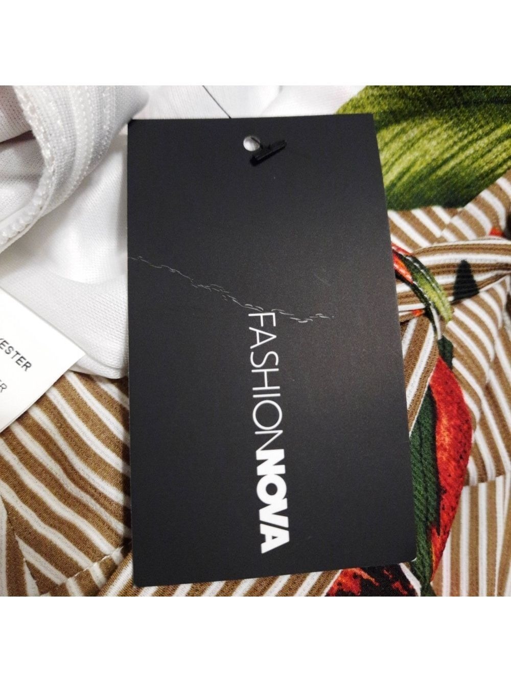 Fashion Nova Thailand Floral Woven Pants Small NWT - Picture 8 of 8